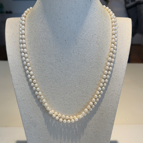 Jewelry - Elegant Freshwater Real Pearl Necklaces
